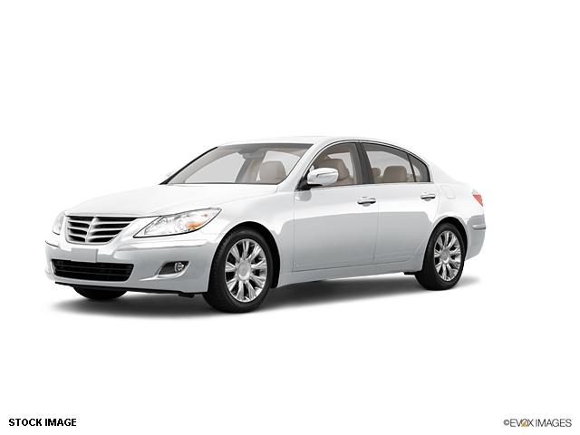 Photo of 2011 Hyundai Genesis