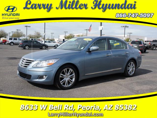 Photo of 2011 Hyundai Genesis