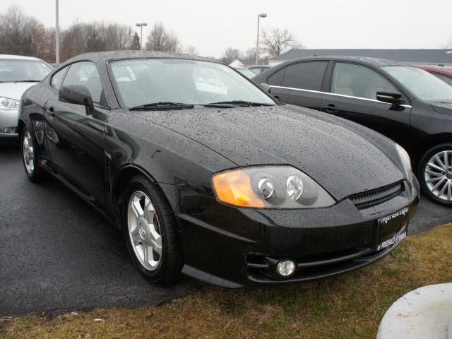 Photo of 2004 Hyundai Tiburon