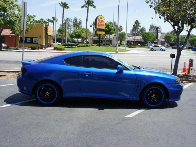 Photo of 2005 Hyundai Tiburon