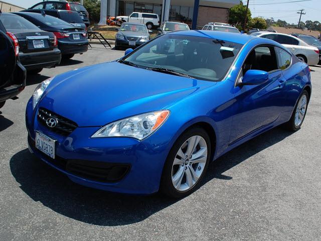 Photo of 2010 Hyundai Genesis Coupe