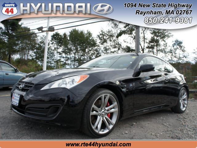 Photo of 2010 Hyundai Genesis Coupe