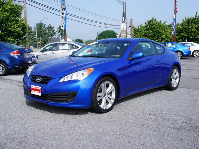 Photo of 2011 Hyundai Genesis Coupe
