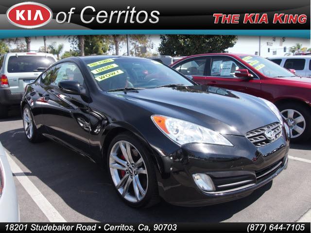 Photo of 2011 Hyundai Genesis Coupe