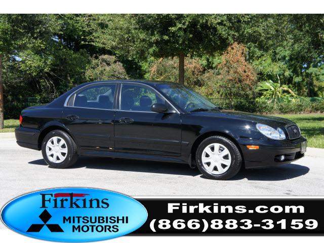 Photo of 2004 Hyundai Sonata