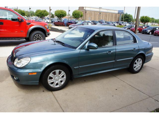 Photo of 2005 Hyundai Sonata
