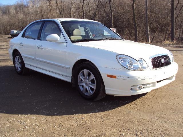 Photo of 2005 Hyundai Sonata