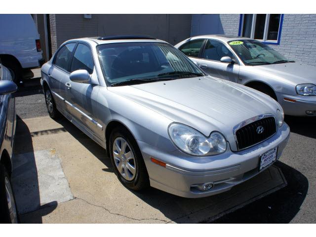 Photo of 2003 Hyundai Sonata