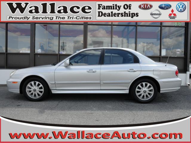 Photo of 2004 Hyundai Sonata