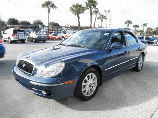 Photo of 2005 Hyundai Sonata
