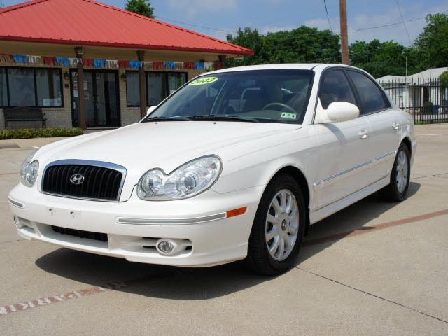 Photo of 2003 Hyundai Sonata