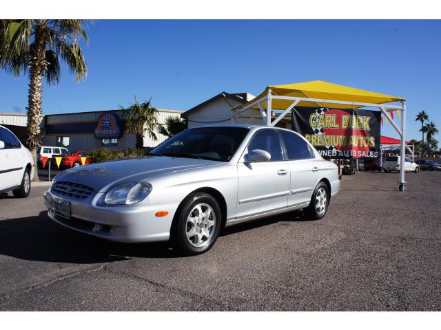 Photo of 2000 Hyundai Sonata