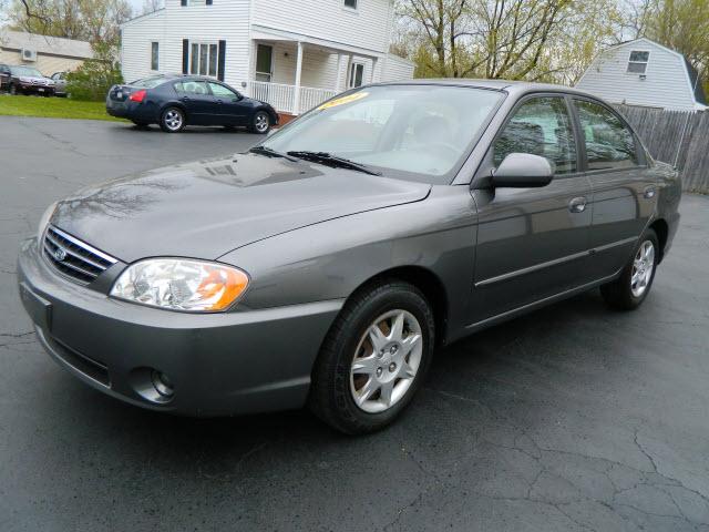 Photo of 2004 Kia Spectra