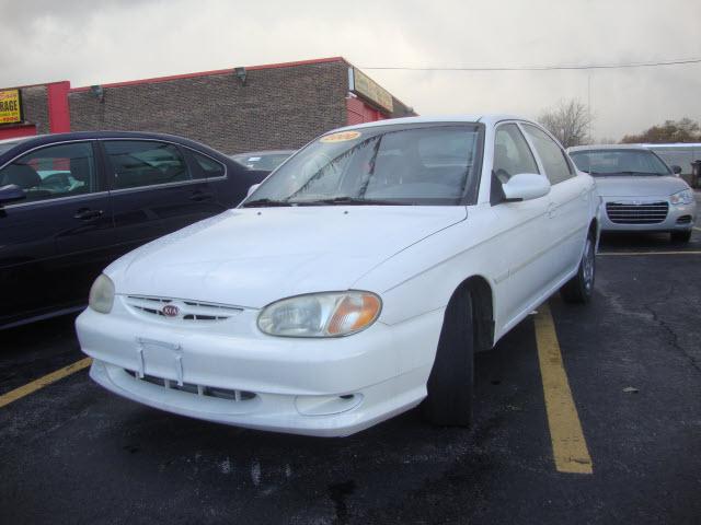 Photo of 2000 Kia Sephia