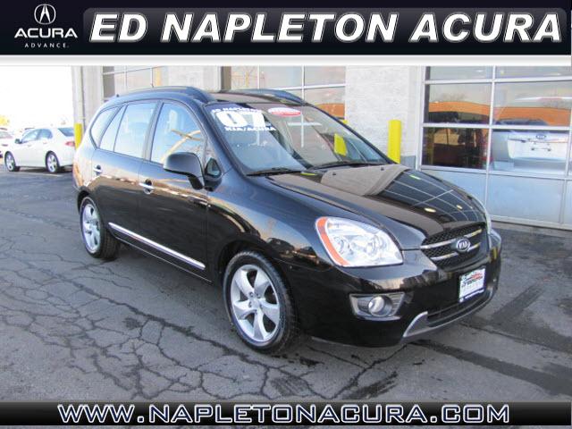 Photo of 2007 Kia Rondo