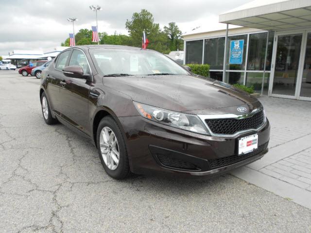 Photo of 2011 Kia Optima