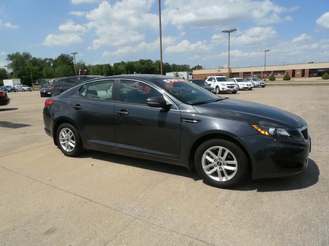 Photo of 2011 Kia Optima