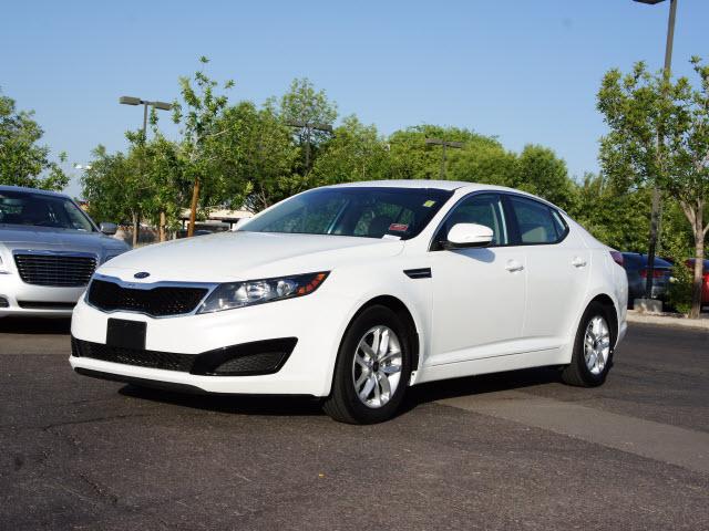 Photo of 2011 Kia Optima