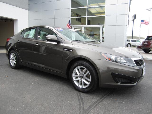 Photo of 2011 Kia Optima