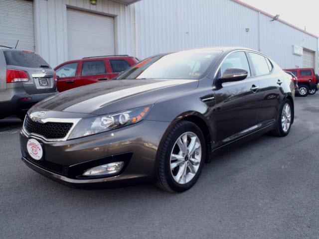 Photo of 2011 Kia Optima