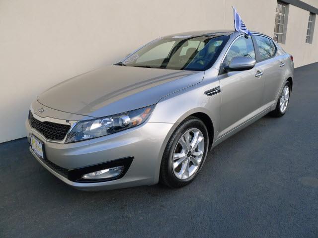Photo of 2011 Kia Optima