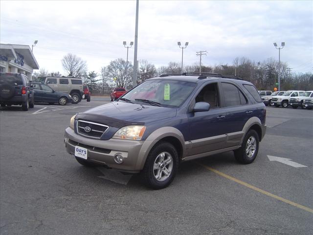 Photo of 2004 Kia Sorento