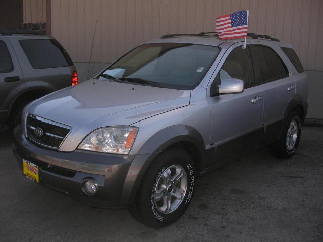 Photo of 2005 Kia Sorento