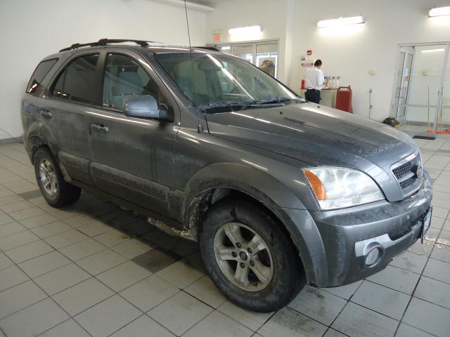 Photo of 2004 Kia Sorento