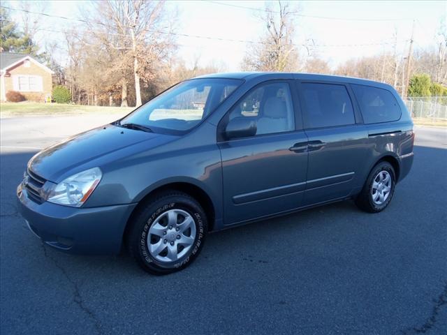 Photo of 2006 Kia Sedona
