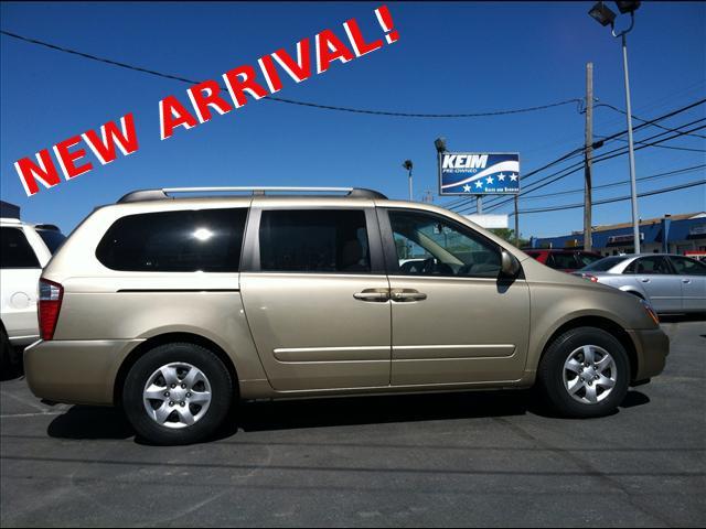 Photo of 2008 Kia Sedona