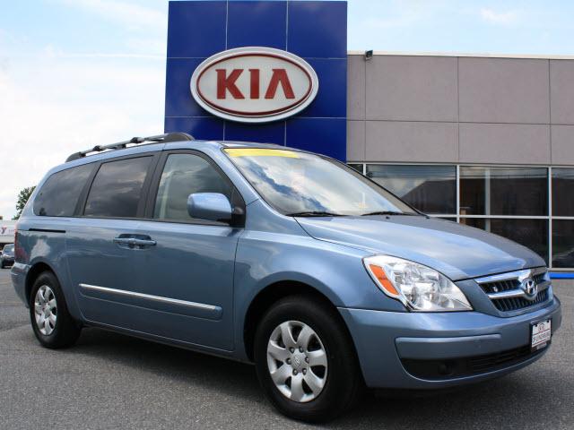 Photo of 2008 Hyundai Entourage