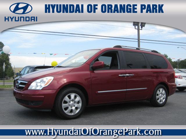 Photo of 2007 Hyundai Entourage