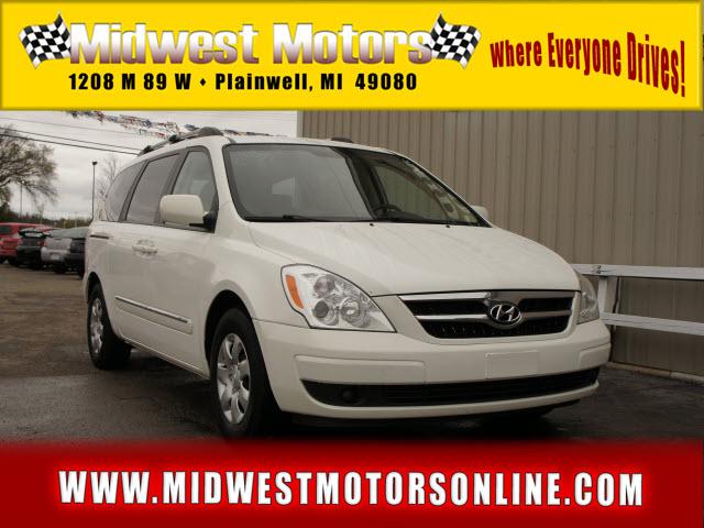 Photo of 2008 Hyundai Entourage