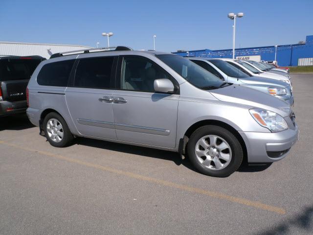 Photo of 2007 Hyundai Entourage