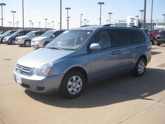 Photo of 2010 Kia Sedona