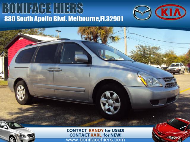 Photo of 2010 Kia Sedona