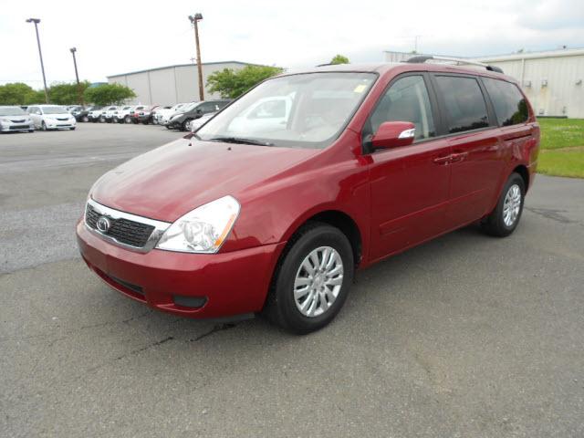 Photo of 2011 Kia Sedona