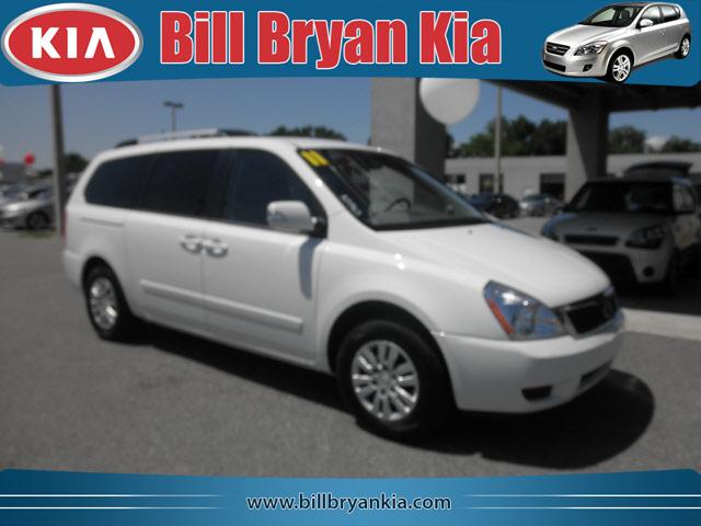 Photo of 2011 Kia Sedona