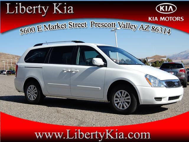 Photo of 2011 Kia Sedona