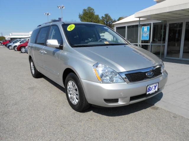 Photo of 2012 Kia Sedona