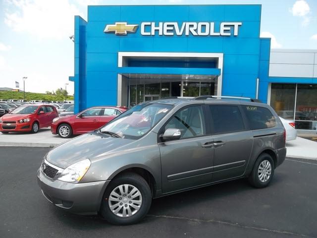 Photo of 2011 Kia Sedona