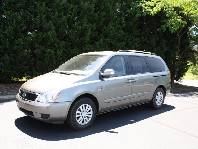 Photo of 2011 Kia Sedona