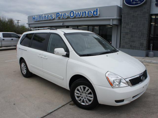 Photo of 2011 Kia Sedona