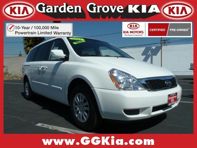 Photo of 2011 Kia Sedona