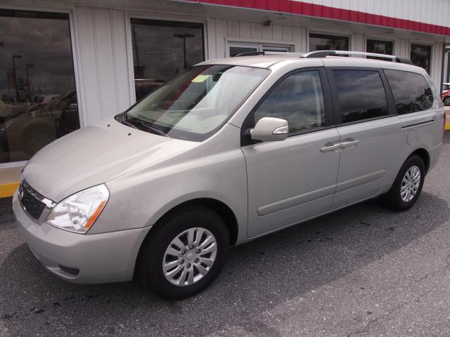 Photo of 2012 Kia Sedona