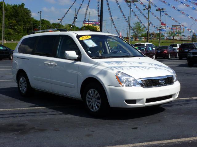 Photo of 2011 Kia Sedona