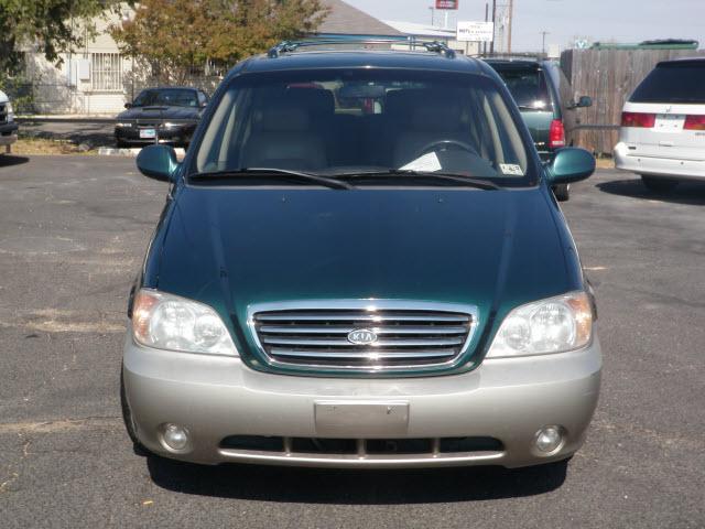Photo of 2002 Kia Sedona