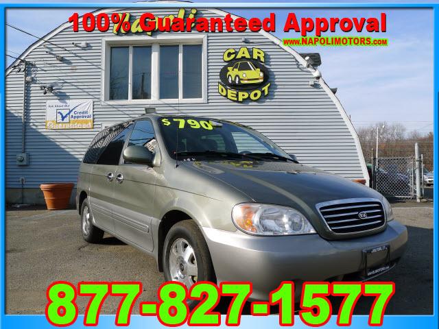 Photo of 2003 Kia Sedona