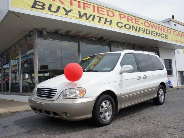 Photo of 2003 Kia Sedona