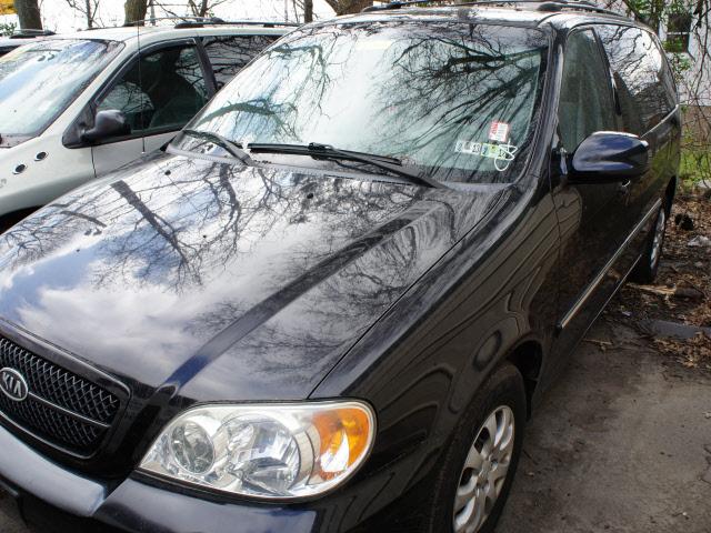 Photo of 2005 Kia Sedona